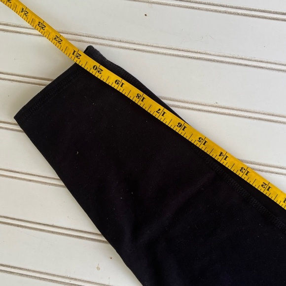 Black Mesh Panel High-Waisted Leggings - Picture 9 of 9